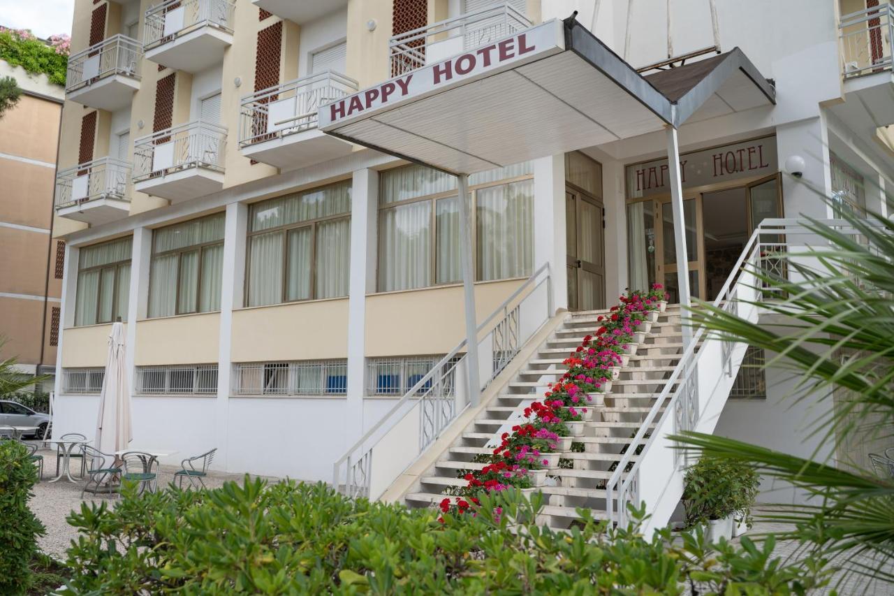 Hotel Happy Милано Мартима Екстериор снимка